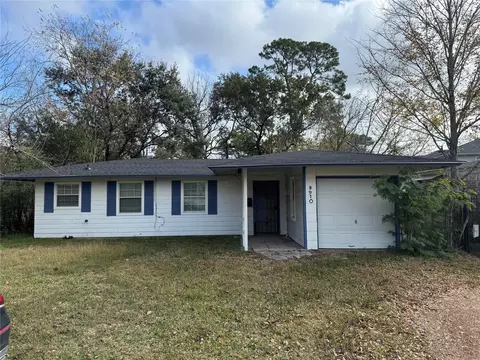 3910 Ella Blvd, Houston, TX 77018