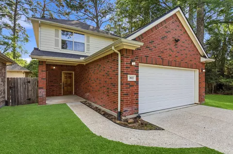 2822 Whitman Dr, Montgomery, TX 77356