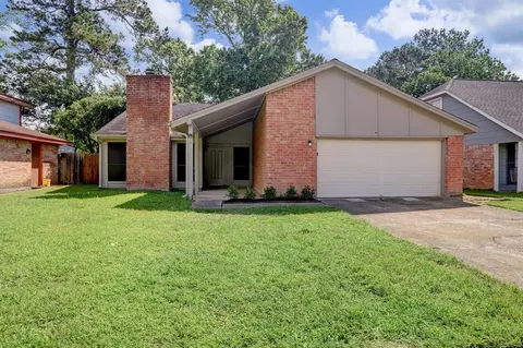24118 Spring Towne Dr, Spring, TX 77373 photo 1