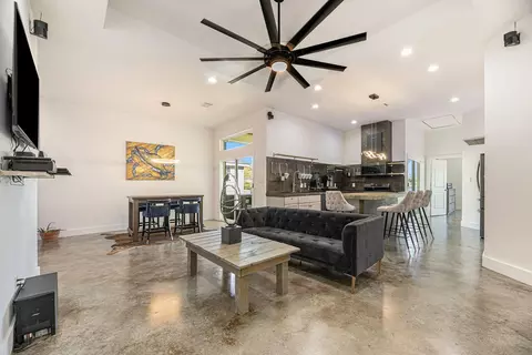 Living - 475 Pinnacle, Trinity, TX 75862 photo 1 of 1
