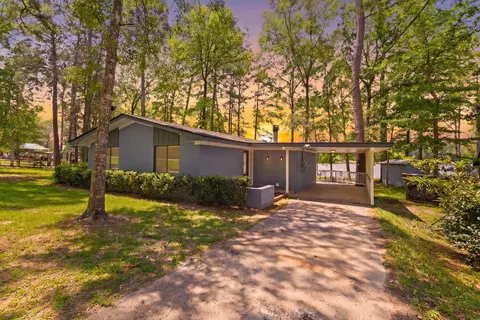 439 N Sherwood Forest Dr, Woodville, TX 75979