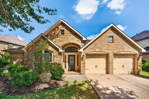 6302 Falling Briar Ln, Sugar Land, TX 77479