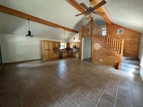 Living - 798 Port Blvd, Trinity, TX 75862 photo 2 of 4