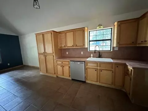Kitchen - 798 Port Blvd, Trinity, TX 75862 photo 2 of 2
