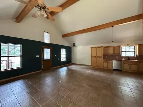 Living - 798 Port Blvd, Trinity, TX 75862 photo 4 of 4