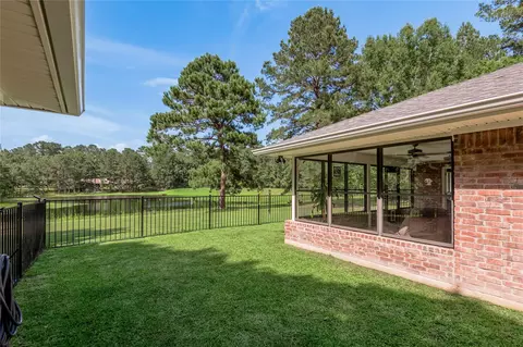 Exterior - 184 Birch St, Trinity, TX 75862 photo 7 of 11