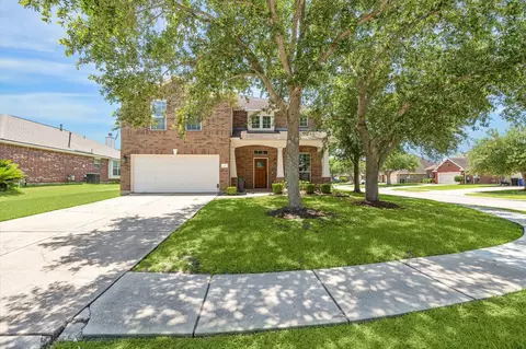 2551 Goldeneye Ln, League City, TX 77573