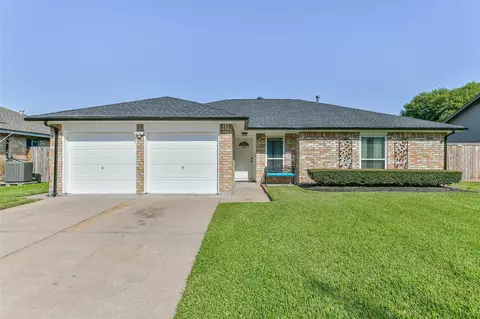 3205 Brookhurst Ln, Deer Park, TX 77536