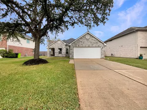 4903 E Parma Dr, Rosenberg, TX 77471 photo 1