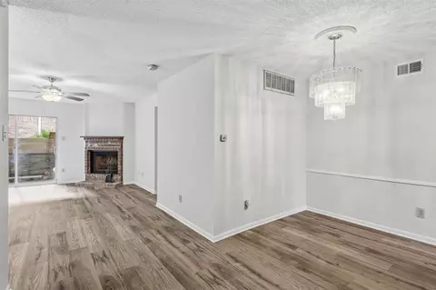 2800 Jeanetta St #2811, Houston, TX 77063