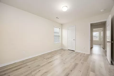 Bedroom - 29322 Indian Clearing Trl, Spring, TX 77386 photo 2 of 7