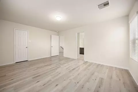 Bedroom - 29322 Indian Clearing Trl, Spring, TX 77386 photo 3 of 7