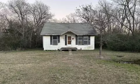 609 N Mlk Ave, Wortham, TX 76693