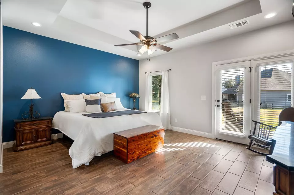 Bedroom - 206 Modoc Trl, Gainesville, TX 76240 photo 1 of 5