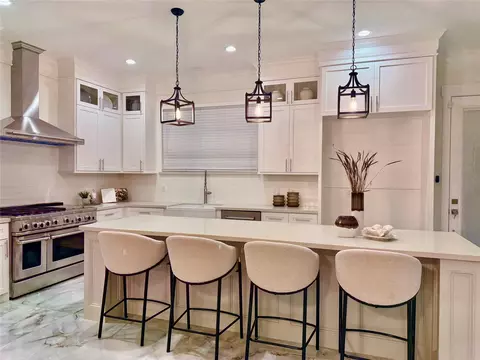 4429 Ella Blvd, Houston, TX 77018