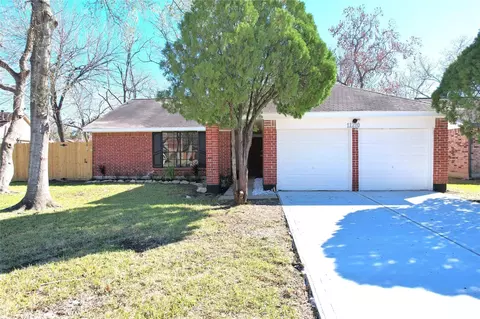 11210 Camphorwood Dr, Houston, TX 77089