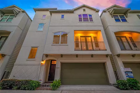 8225 Cambridge St, Houston, TX 77054