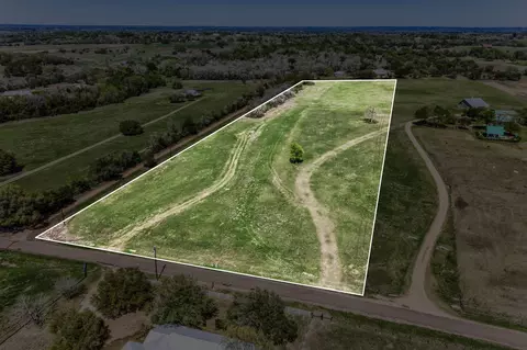 11646 Schuster Rd, Round Top, TX 78954