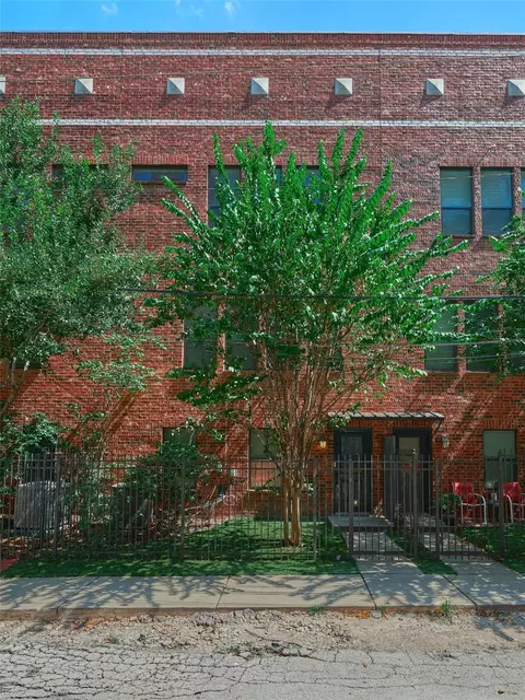 2422 Navigation Blvd #E, Houston, TX 77003