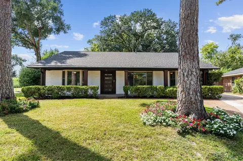 4423 Apollo St, Houston, TX 77018