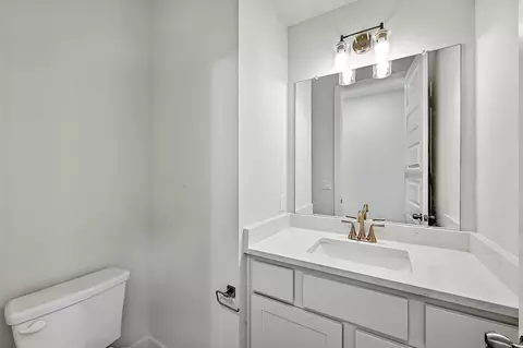 Bath - 18902 Moonriver St, Conroe, TX 77302 photo 4 of 5
