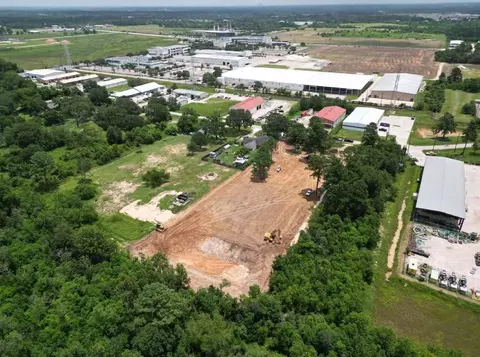 00 S Persimmon St, Tomball, TX 77375