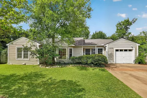 1204 Ashburn Ave, College Station, TX 77840