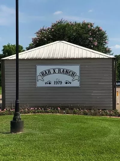 644 Chuckwagon Trl, Angleton, TX 77515 photo 1