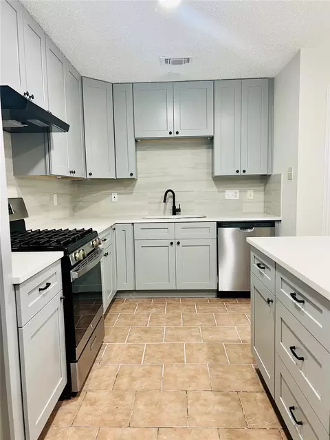 3739 Varla Ln, Houston, TX 77014