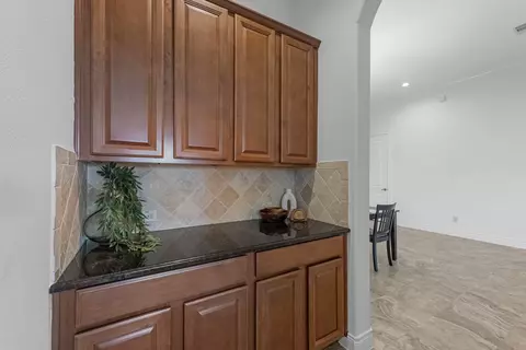 Entry Way - 5922 Beeston Hall Ct, Spring, TX 77388 photo 4 of 5