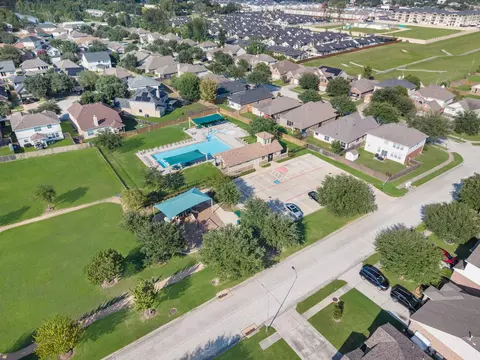 View/Area - 5922 Beeston Hall Ct, Spring, TX 77388 photo 4 of 5
