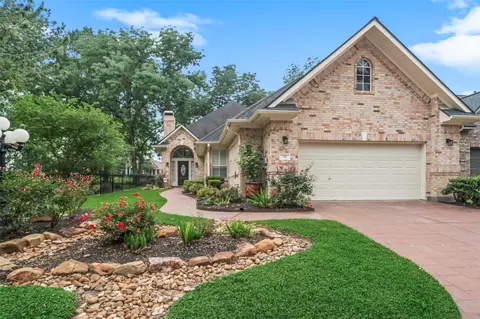 54 Winthrop Hbr S, Montgomery, TX 77356