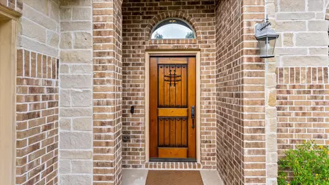 Entry Way - 754 Forest Lane Dr, Conroe, TX 77302 photo 1 of 4