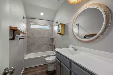 Bath - 12340 Delta Timber Dr, Conroe, TX 77304 photo 3 of 3