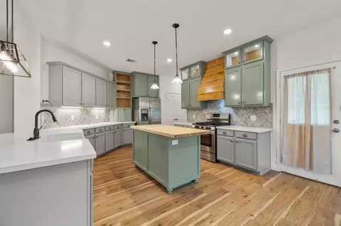 Kitchen - 12340 Delta Timber Dr, Conroe, TX 77304 photo 1 of 9