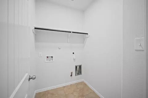 5635 Glenfield Spring Ln, Spring, TX 77389 photo 9