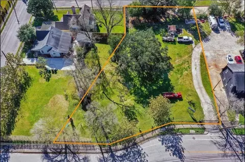 4976 Polk St, Houston, TX 77023