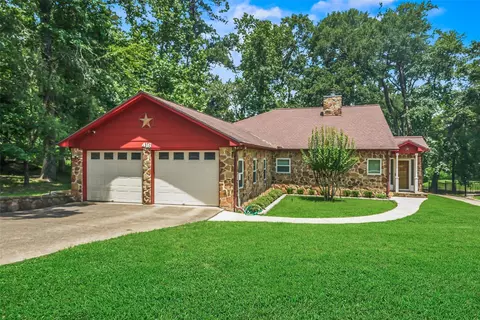 416 Augusta Dr, Huntsville, TX 77340