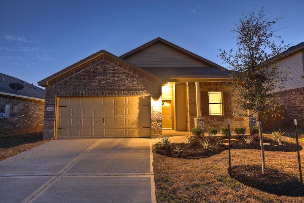 1022 Pleasant Bnd, Conroe, TX 77301 photo 1