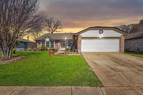 16730 Summer Dawn Ln, Houston, TX 77095