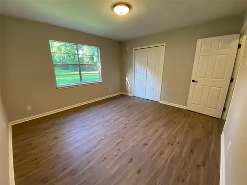 Bedroom - 26941 E River Rd, Splendora, TX 77372 photo 2 of 8