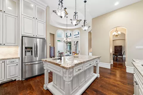 Kitchen - 27402 Jacobs Path Ln, Spring, TX 77386 photo 4 of 4
