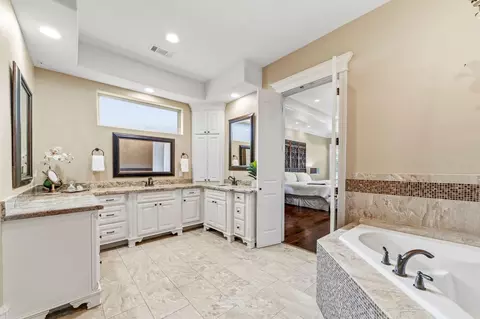 Bath - 27402 Jacobs Path Ln, Spring, TX 77386 photo 2 of 5