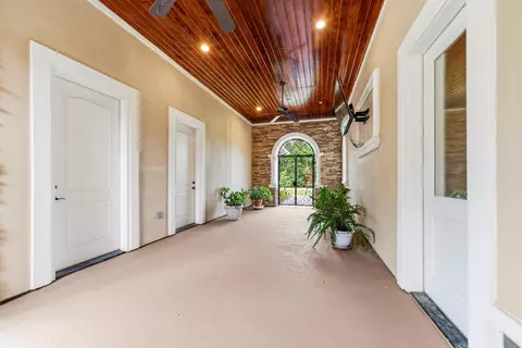 Entry Way - 27402 Jacobs Path Ln, Spring, TX 77386 photo 5 of 5