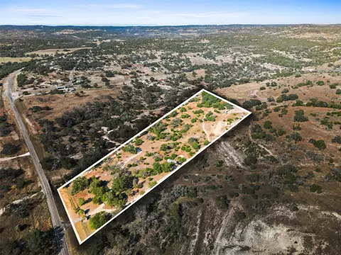 1719 Sisterdale Rd, Boerne, TX 78006