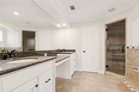 Bath - 9110 Godstone Ln, Spring, TX 77379 photo 1 of 5
