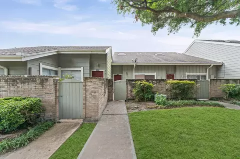 13014 Greenway Chase Ct #3014, Houston, TX 77072