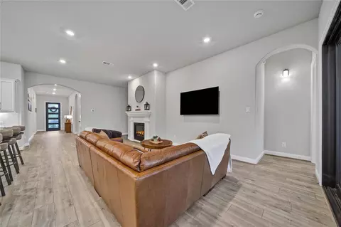 Entry Way - 13067 Soaring Forest Dr, Conroe, TX 77302 photo 2 of 3