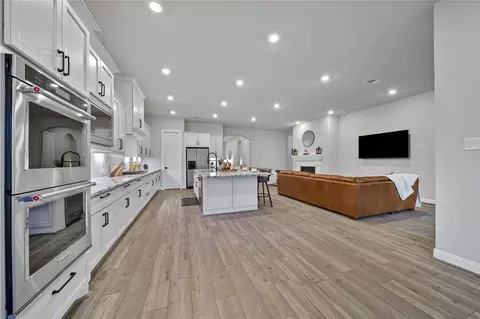 Kitchen - 13067 Soaring Forest Dr, Conroe, TX 77302 photo 5 of 5