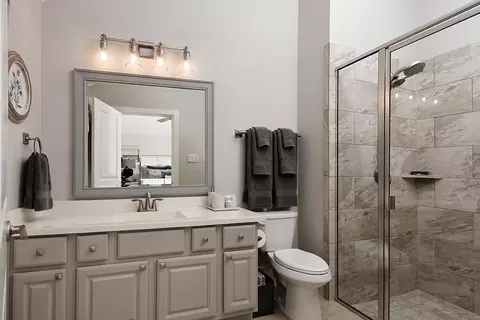 Bath - 3611 Summer Trail Ct, Spring, TX 77386 photo 2 of 5